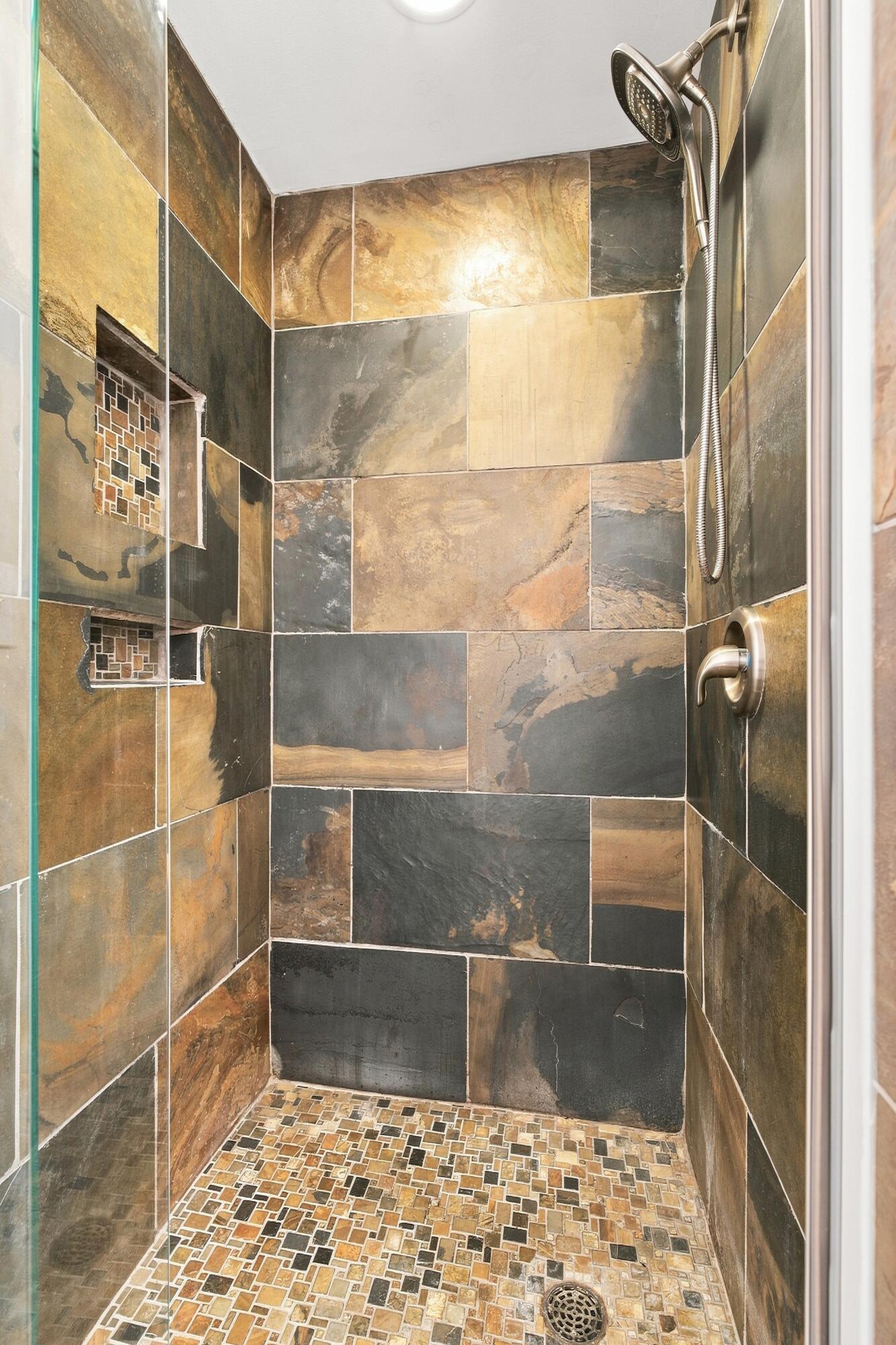 1491 Kirkley Road Columbus, OH 43221 - Photo 31 of 58 dsc08564