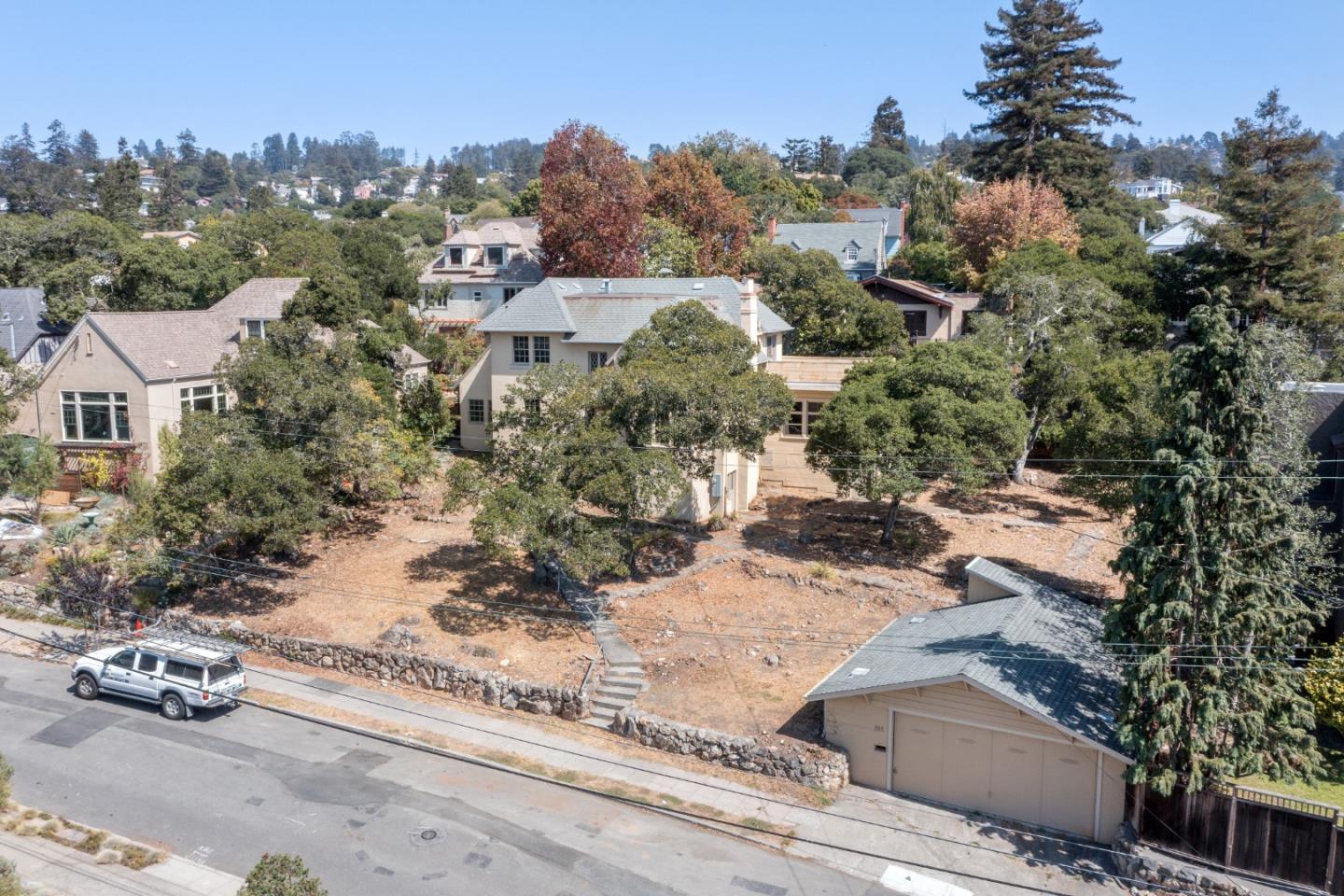 585 Santa Rosa Avenue Berkeley, CA 94707 - Photo 59 of 71 an aerial view of multiple house