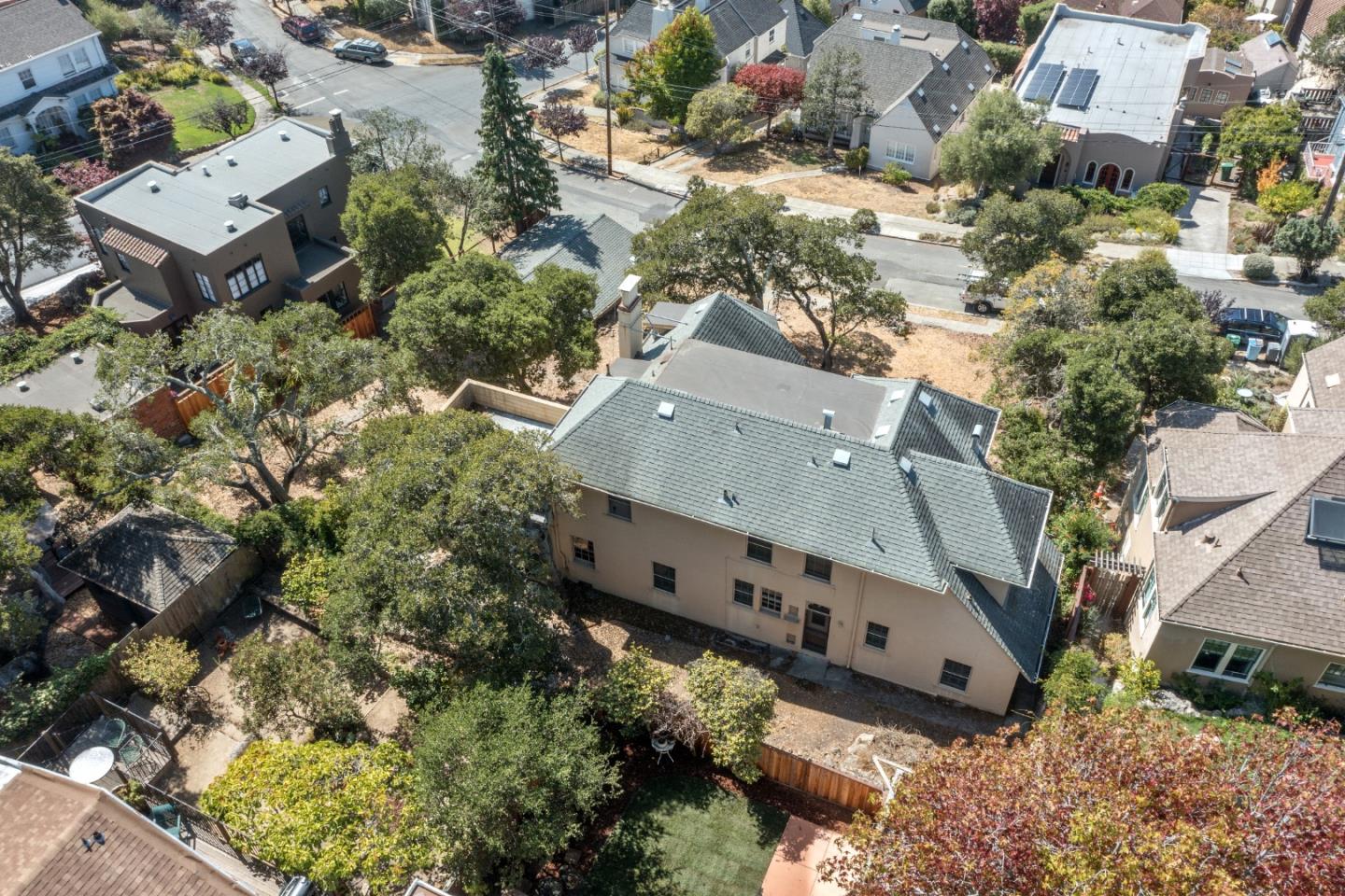 585 Santa Rosa Avenue Berkeley, CA 94707 - Photo 68 of 71 an aerial view of a house with a yard and large tree