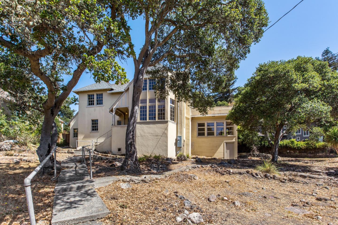 585 Santa Rosa Avenue Berkeley, CA 94707 - Photo 8 of 71