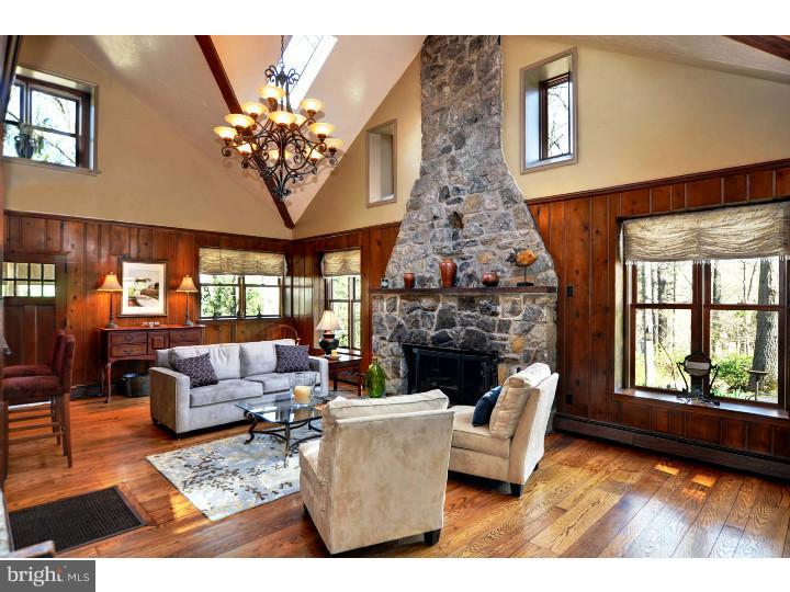 560 Reeds Road Downingtown, PA 19335 - Photo 2 of 25 Great Room