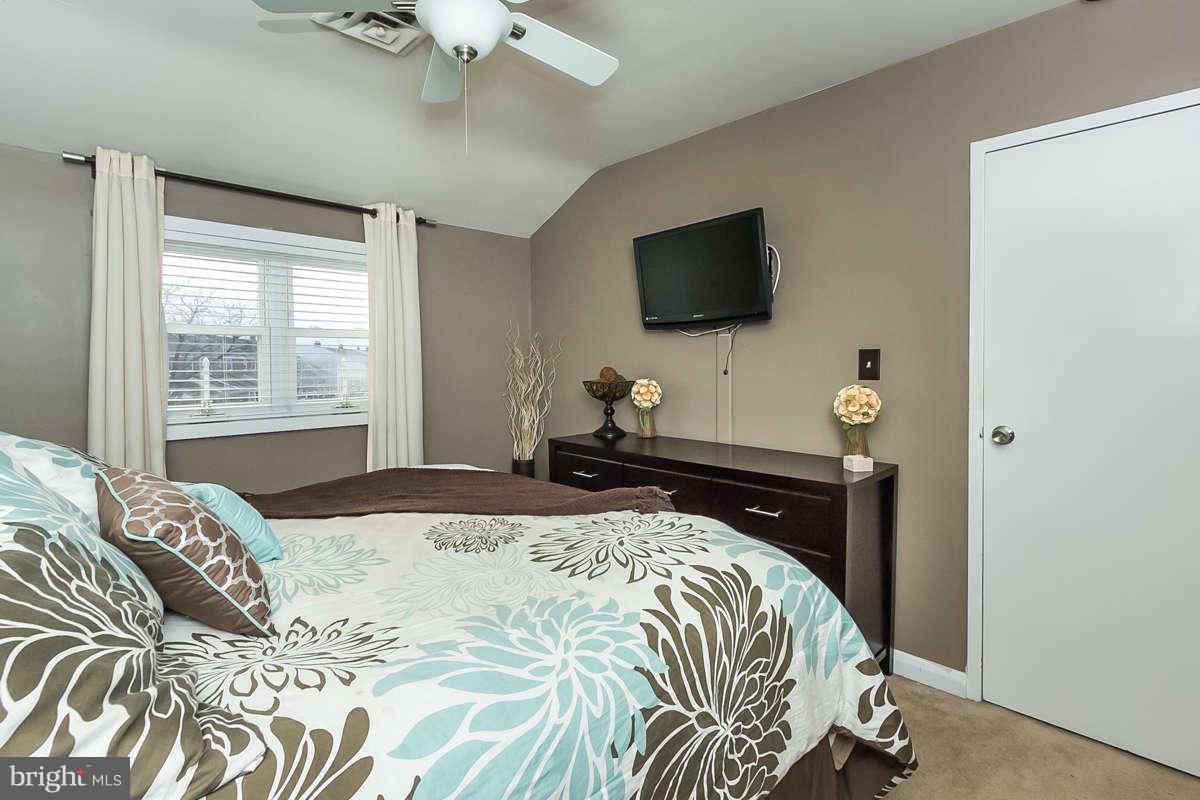 8025 Wallace Road Baltimore, MD 21222 - Photo 14 of 22 Bedroom (Master)