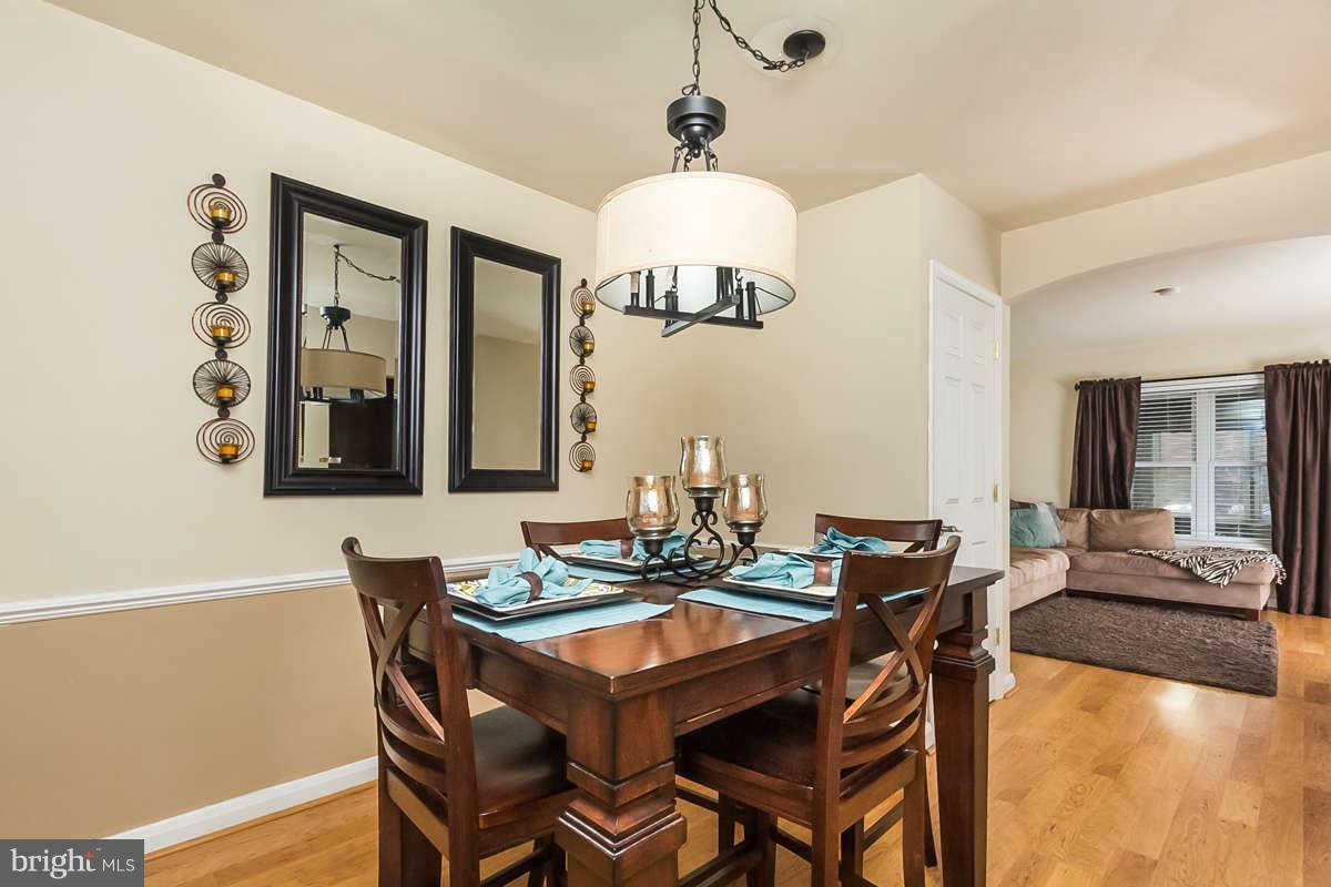 8025 Wallace Road Baltimore, MD 21222 - Photo 9 of 22 Dining Room