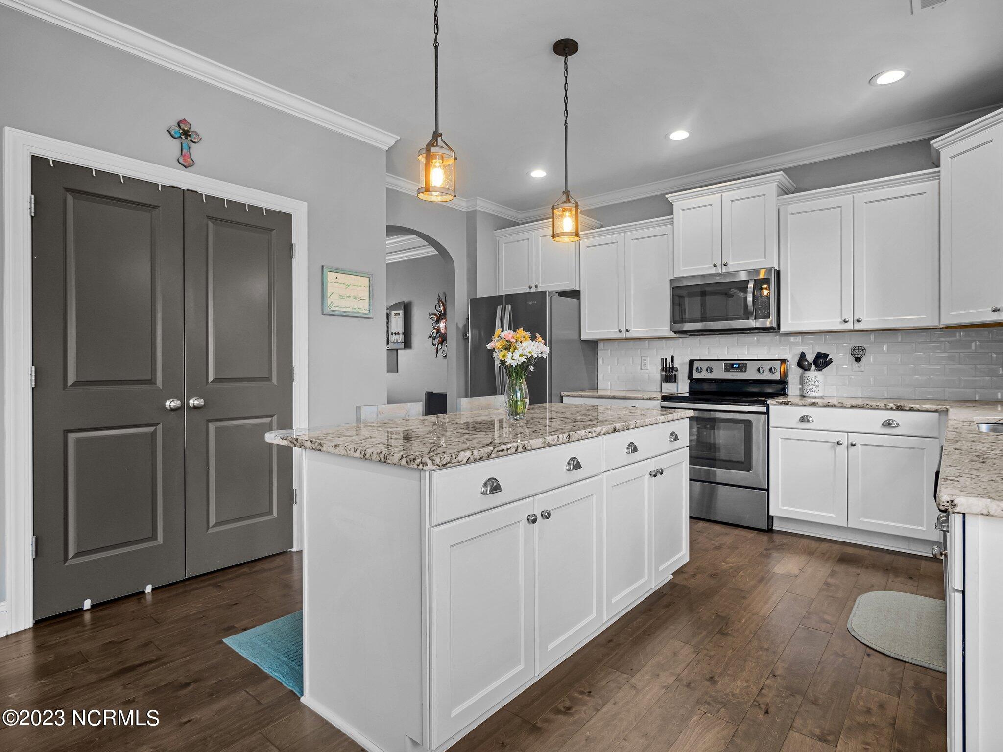 154 Peytons Ridge Drive Hubert, NC 28539 - Photo 8 of 41 31-web-or-mls-P8140757