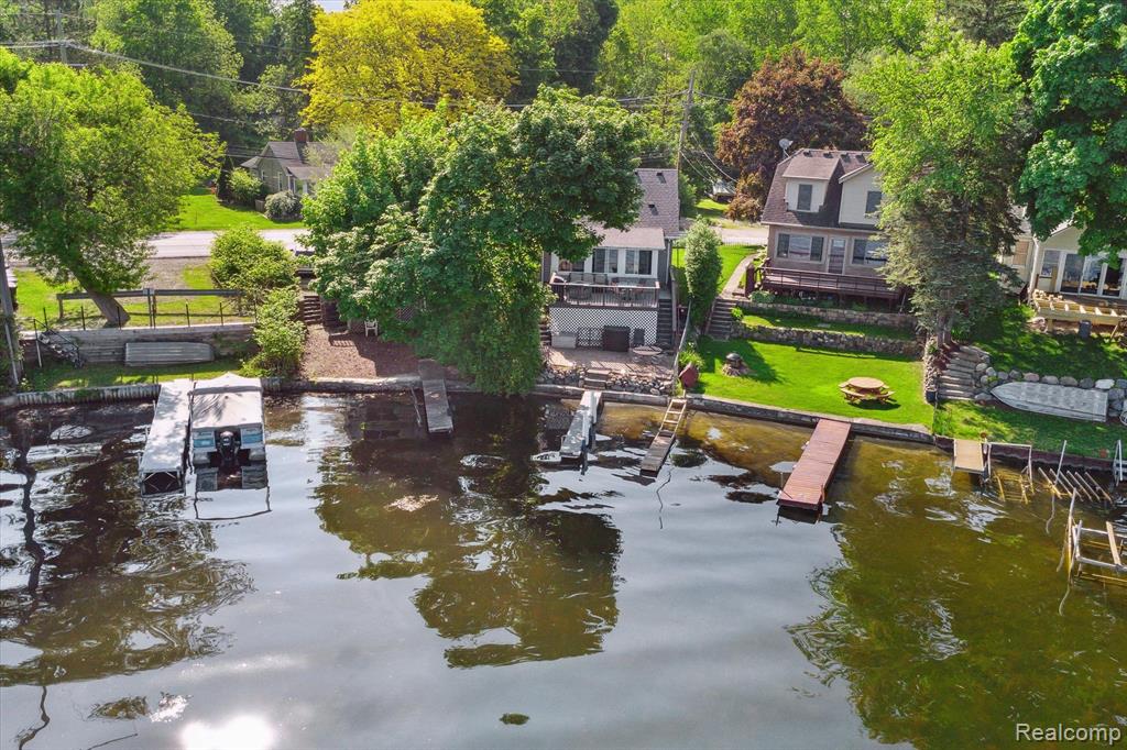 336 Heights Road Lake Orion, MI 48362 - Photo 47 of 54
