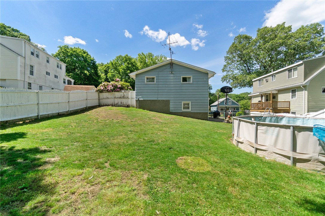 64 Warren Avenue Woonsocket, RI 02895 - Photo 13 of 15 Gallery Image 13