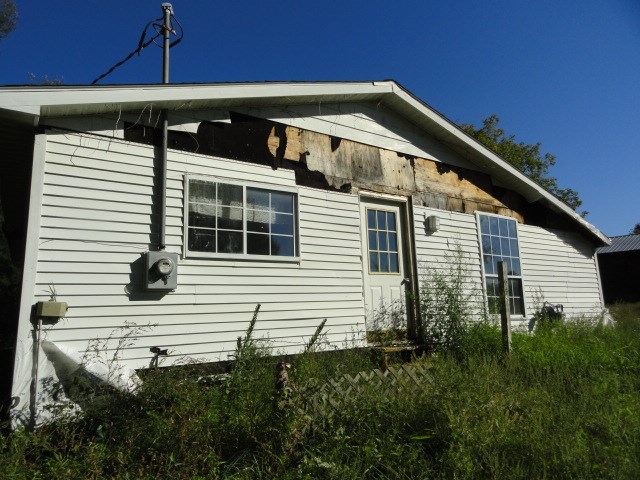 4600 North Woodruff Road Weidman, MI 48893 - Photo 2 of 13 1806586-1.JPG