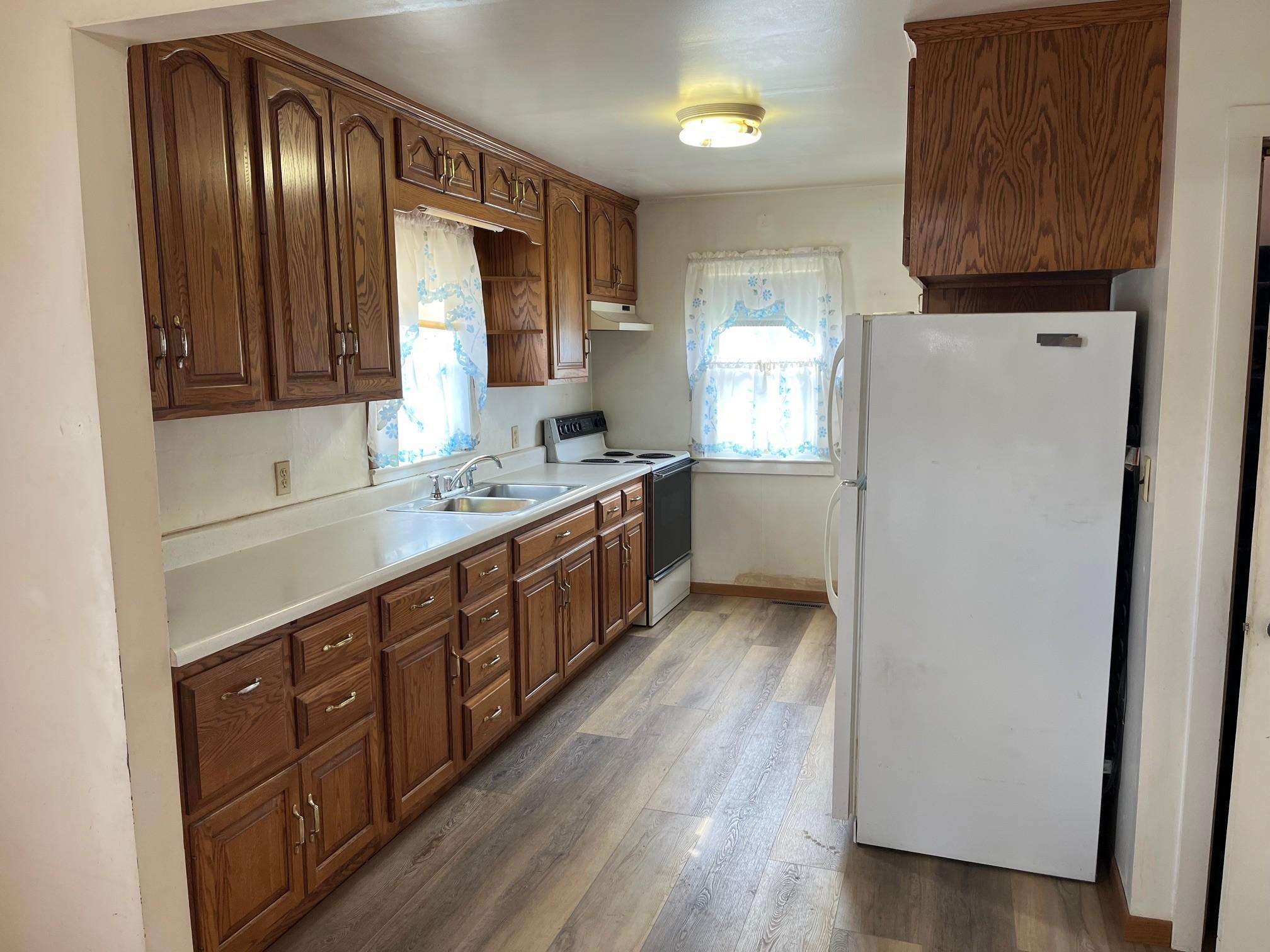 187 3rd Street Dawson, MN 56232 - Photo 3 of 12