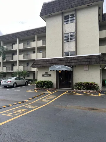$175,000 | 6200 Northwest 44th Street, Unit 204, Lauderhill, FL 33319
