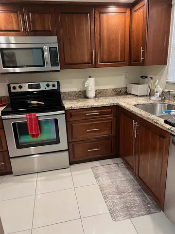 $175,000 | 6200 Northwest 44th Street, Unit 204, Lauderhill, FL 33319