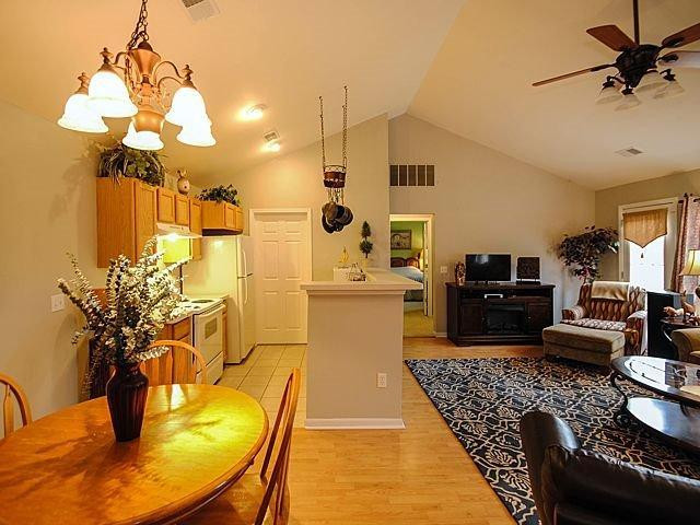 602 Olde English Circle Howell, MI 48855 - Photo 14 of 33 Photo 14