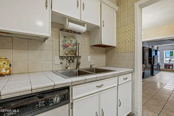 $249,900 | 2508 Mountain Avenue, El Paso, TX 79930