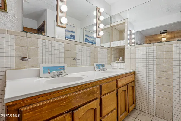 $249,900 | 2508 Mountain Avenue, El Paso, TX 79930