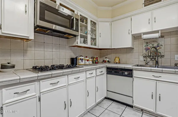 $249,900 | 2508 Mountain Avenue, El Paso, TX 79930
