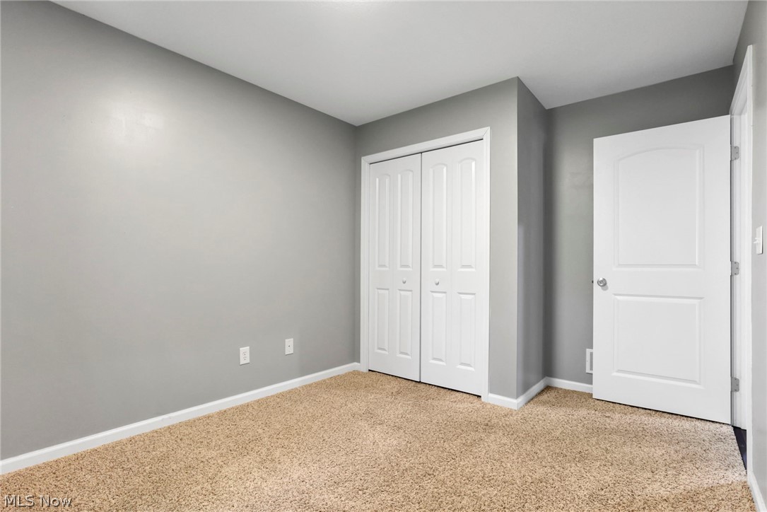14953 King Road Howard, OH 43028 - Photo 17 of 40 Guest bedroom