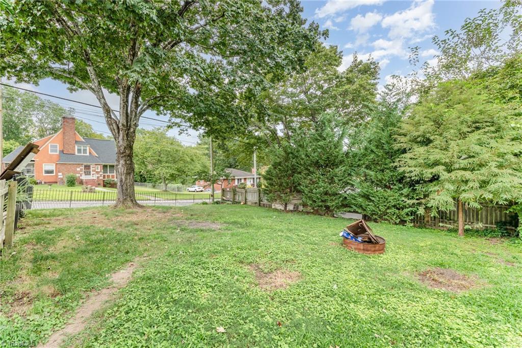 801 Carrick Street High Point, NC 27262 - Photo 26 of 26 Gallery Image 26