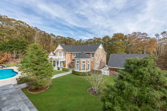 $4,495,000 | 2136 Deerfield Road, Sag Harbor, NY 11963