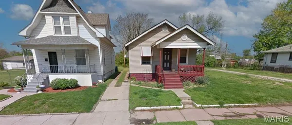 $22,500 | 711 North 22nd Street, East St. Louis, IL 62205