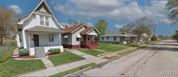 $22,500 | 711 North 22nd Street, East St. Louis, IL 62205