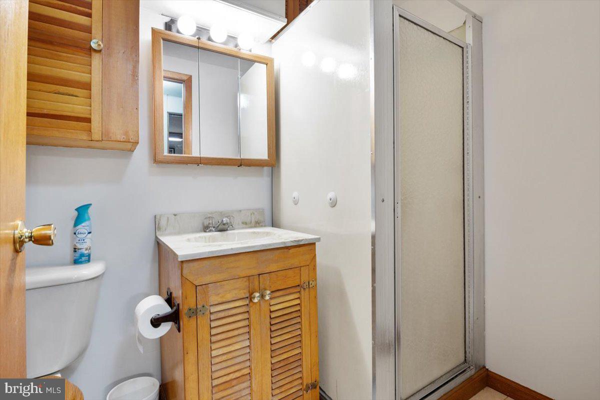5603 Park Road Brooklyn, MD 21225 - Photo 26 of 35 Full Bath #2 in Basement!
