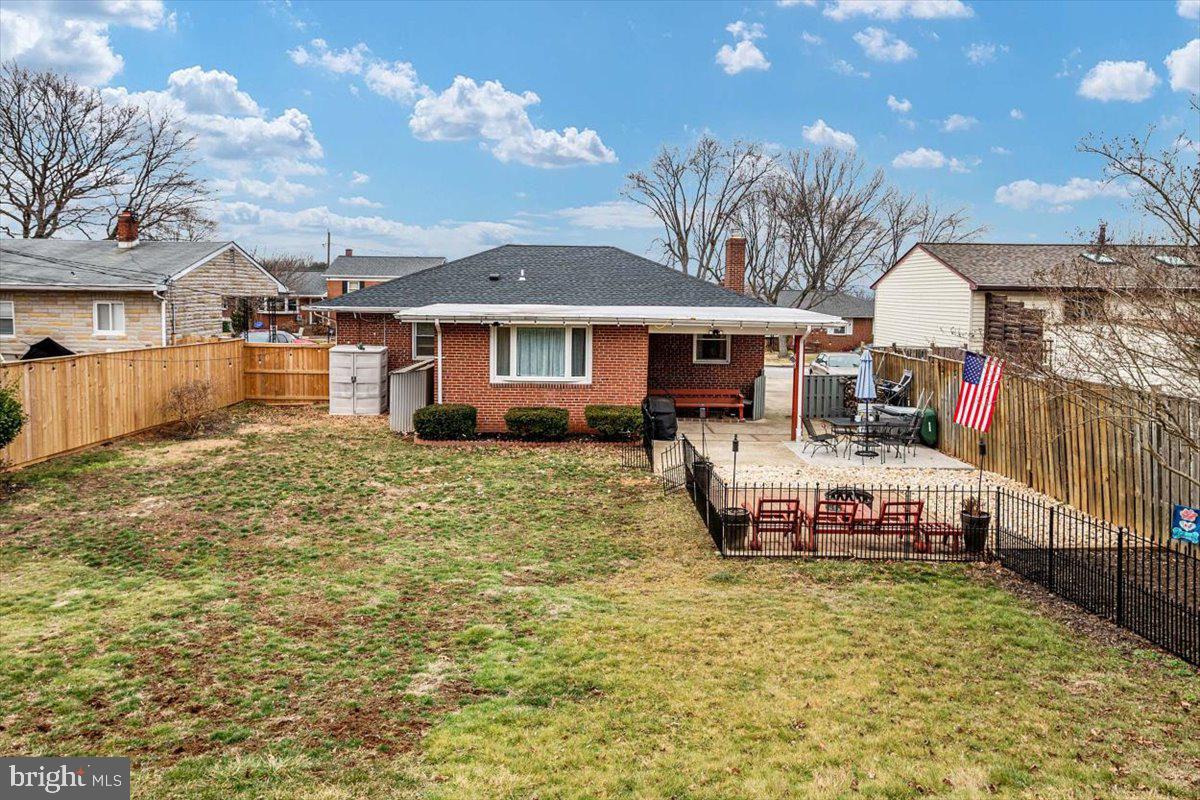 5603 Park Road Brooklyn, MD 21225 - Photo 34 of 35 Fully Fenced!