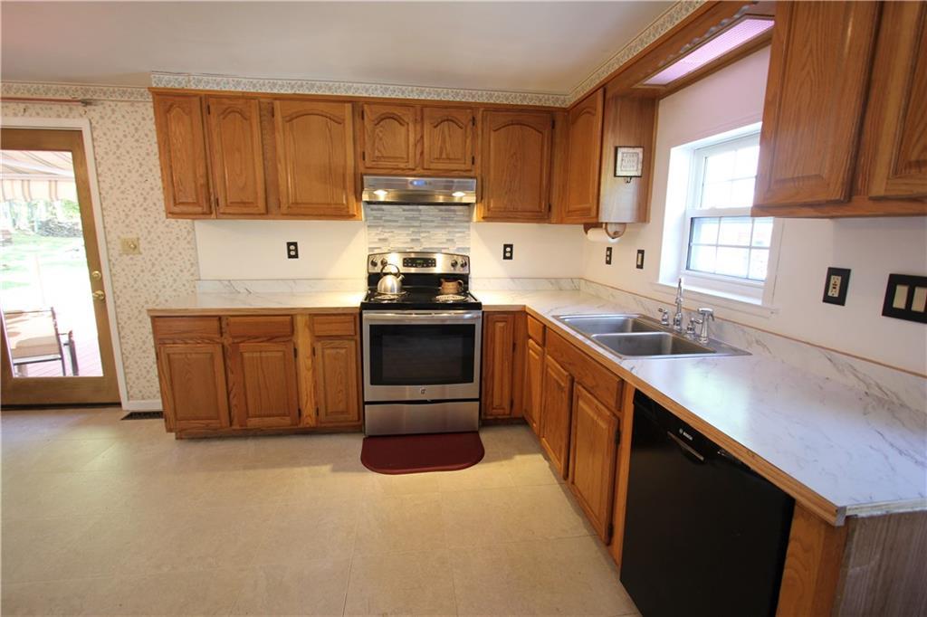 47 Perkins Road Mechanic Falls, ME 04256 - Photo 9 of 28 Photo