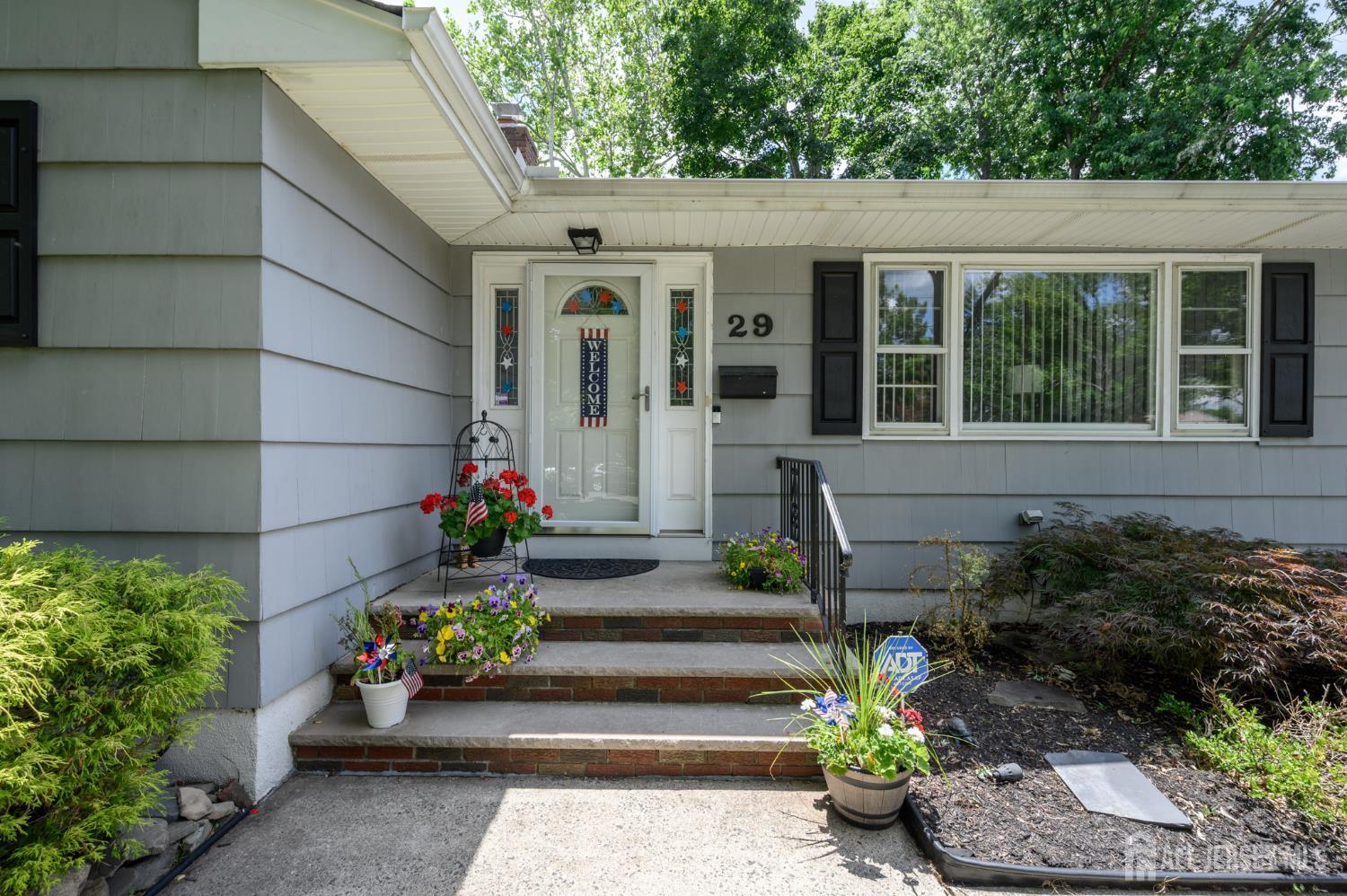 29 Rutgers Road Clark, NJ 07066 - Photo 2 of 40
