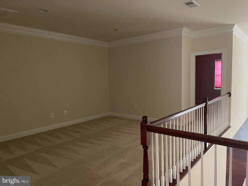 22573 Willington Square Ashburn, VA 20148 - Photo 14 of 19