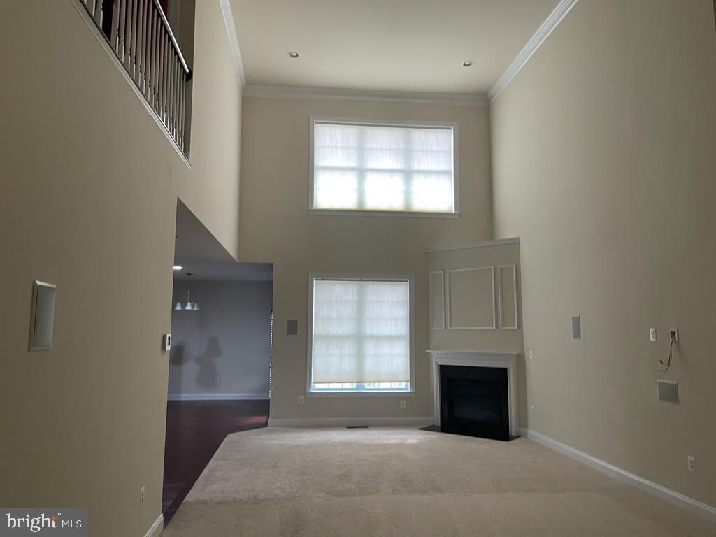 22573 Willington Square Ashburn, VA 20148 - Photo 2 of 19