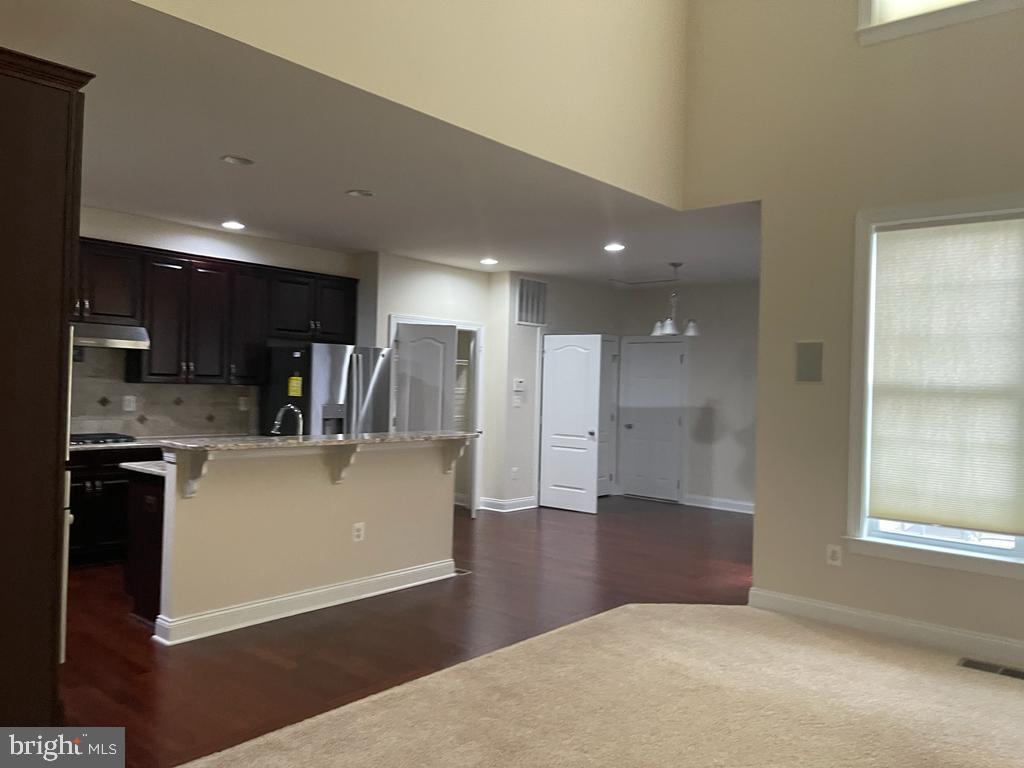 22573 Willington Square Ashburn, VA 20148 - Photo 4 of 19