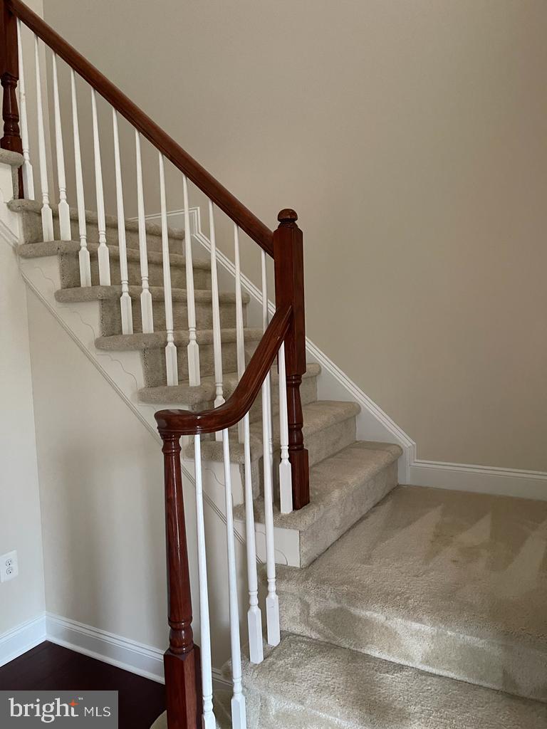 22573 Willington Square Ashburn, VA 20148 - Photo 7 of 19