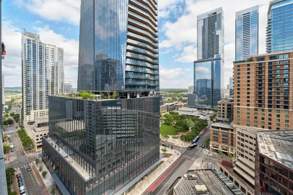 $6,500 | 210 Lavaca Street, Unit 1810, Austin, TX 78701