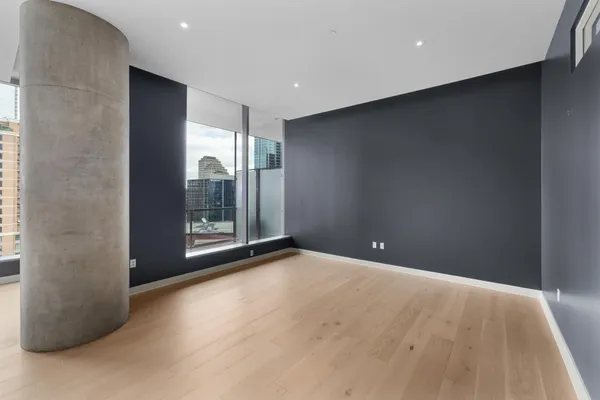 $6,500 | 210 Lavaca Street, Unit 1810, Austin, TX 78701