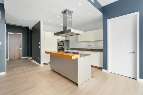 $6,500 | 210 Lavaca Street, Unit 1810, Austin, TX 78701