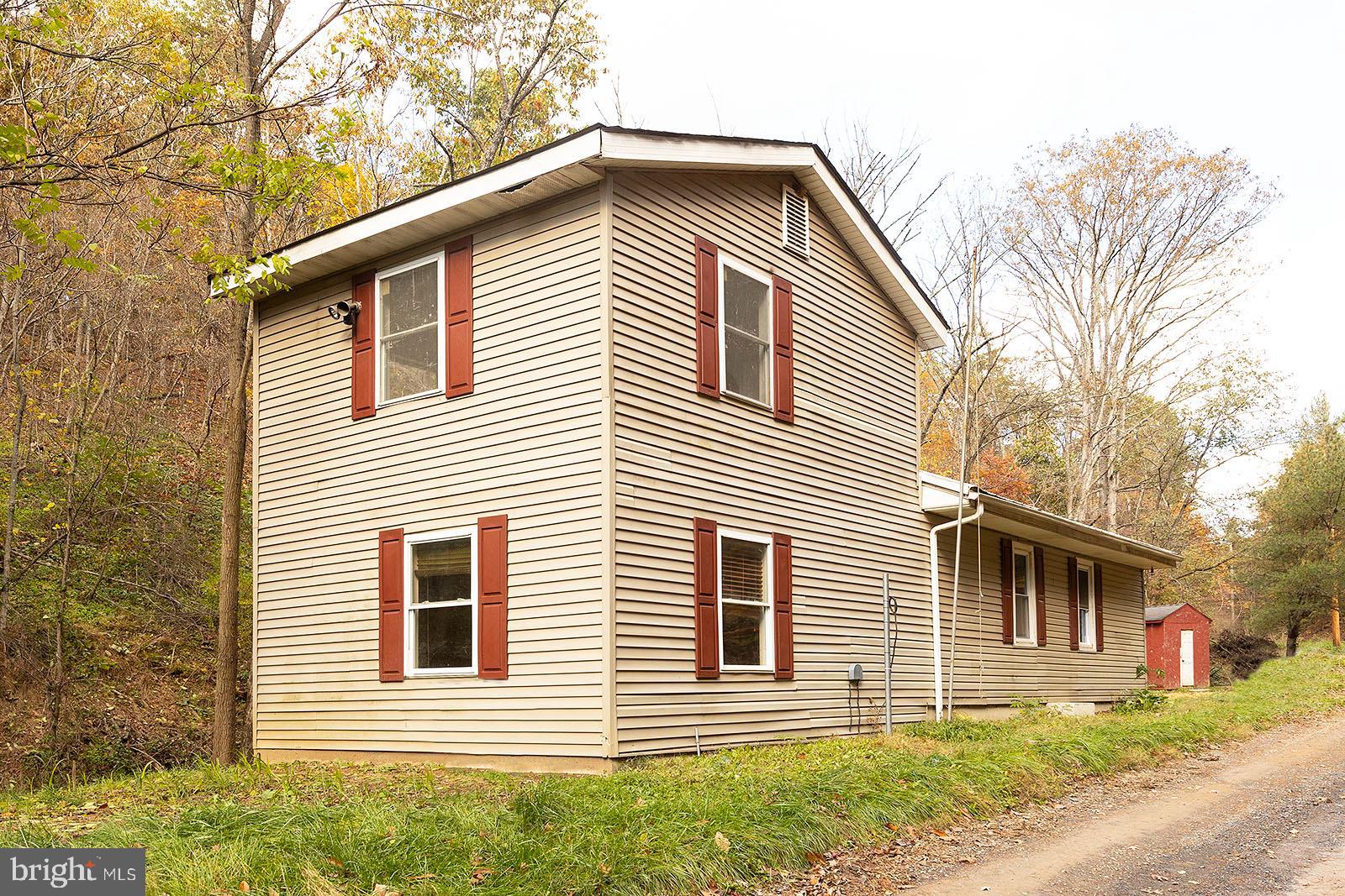 141 Roys Lane Gore, VA 22637 - Photo 6 of 12 3 Bed/1 Bath located on a private lane