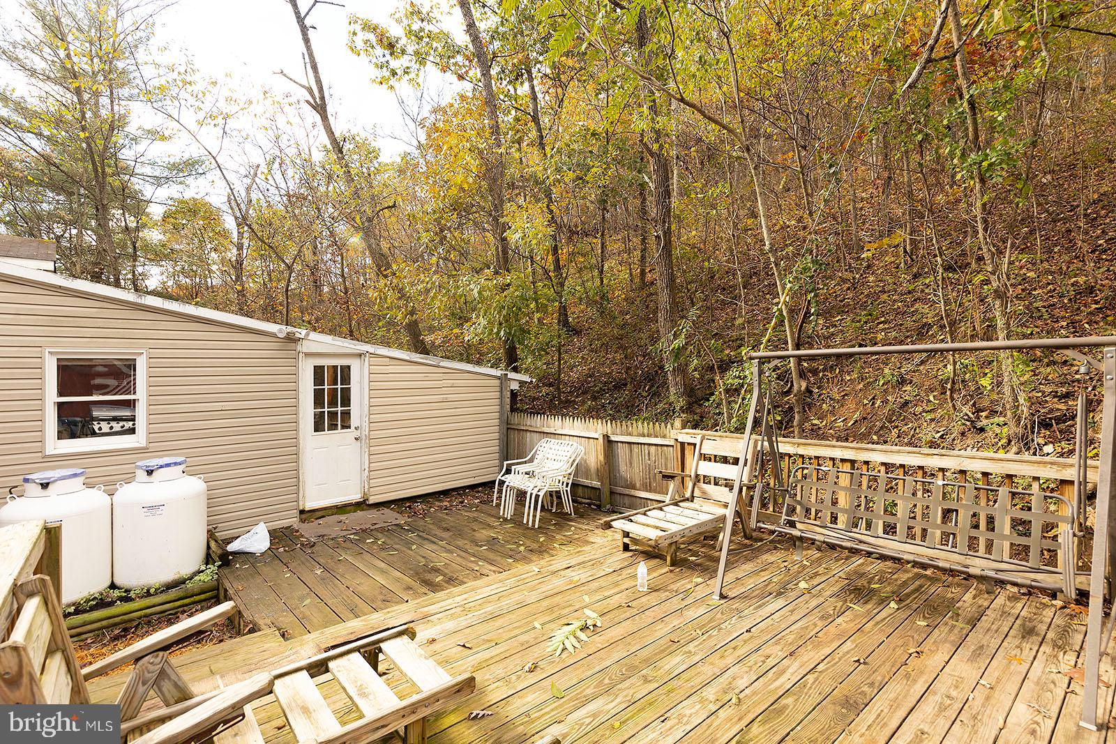 141 Roys Lane Gore, VA 22637 - Photo 8 of 12 Deck
