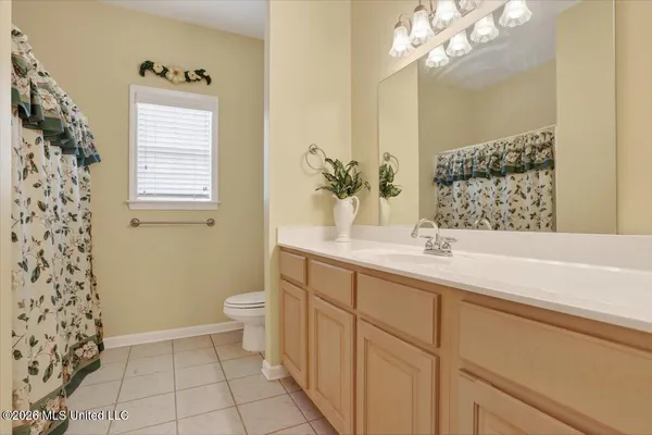 $459,000 | 4669 Dixie Lynn Drive, Southaven, MS 38671