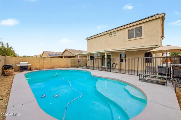 $2,500 | 11593 West Retherford Drive, Youngtown, AZ 85363