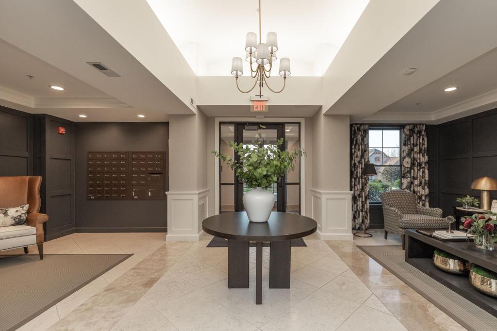 1320 Riverside Lane, Unit 200 Mendota Heights, MN 55118 - Photo 18 of 22