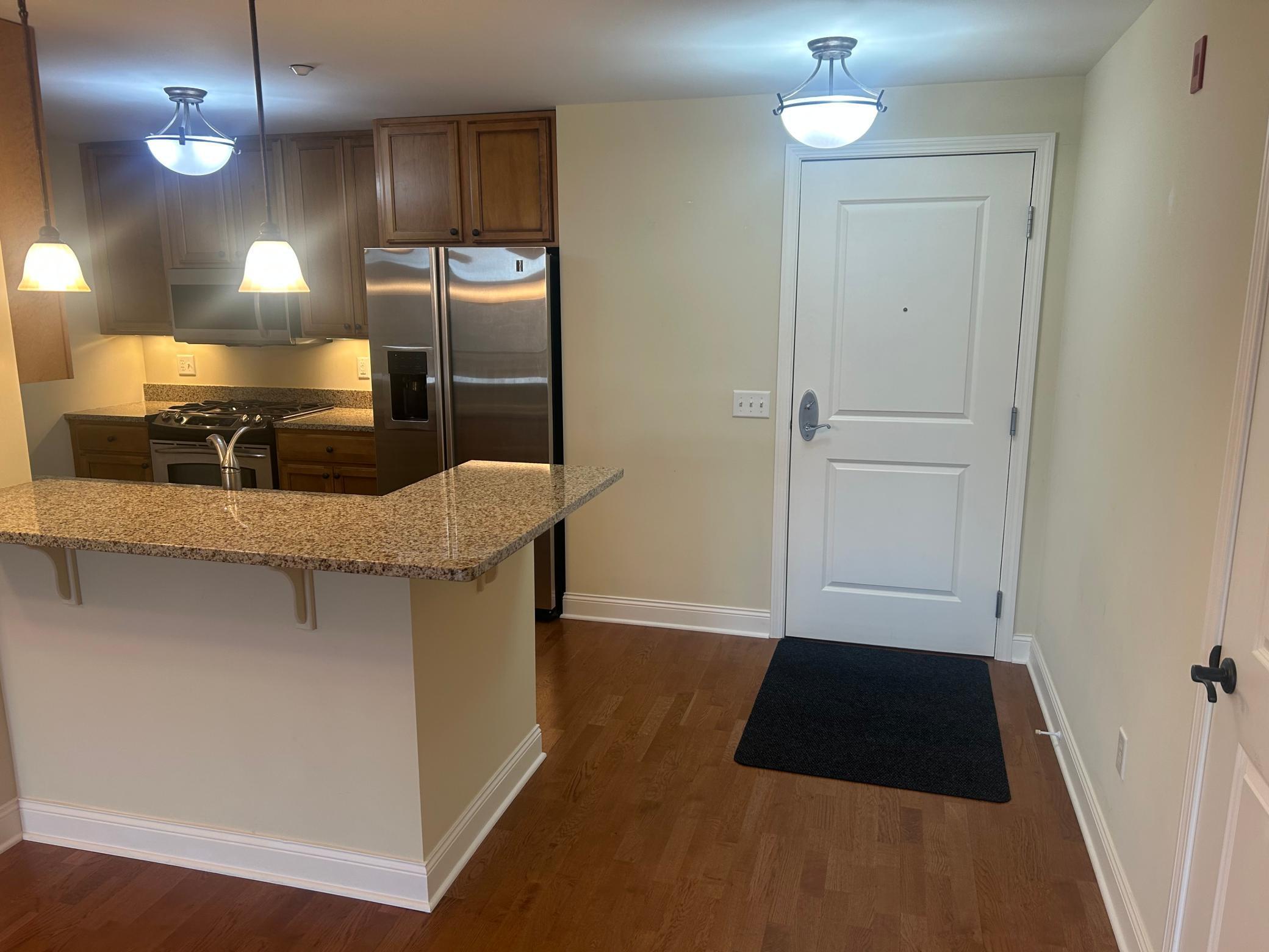 1320 Riverside Lane, Unit 200 Mendota Heights, MN 55118 - Photo 2 of 22