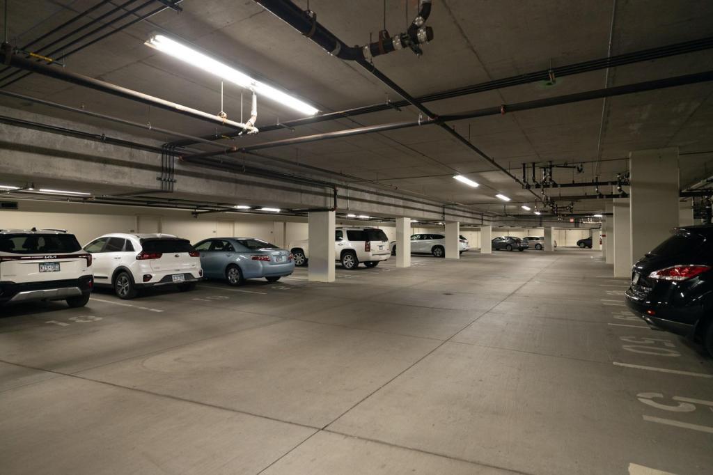 1320 Riverside Lane, Unit 200 Mendota Heights, MN 55118 - Photo 21 of 22