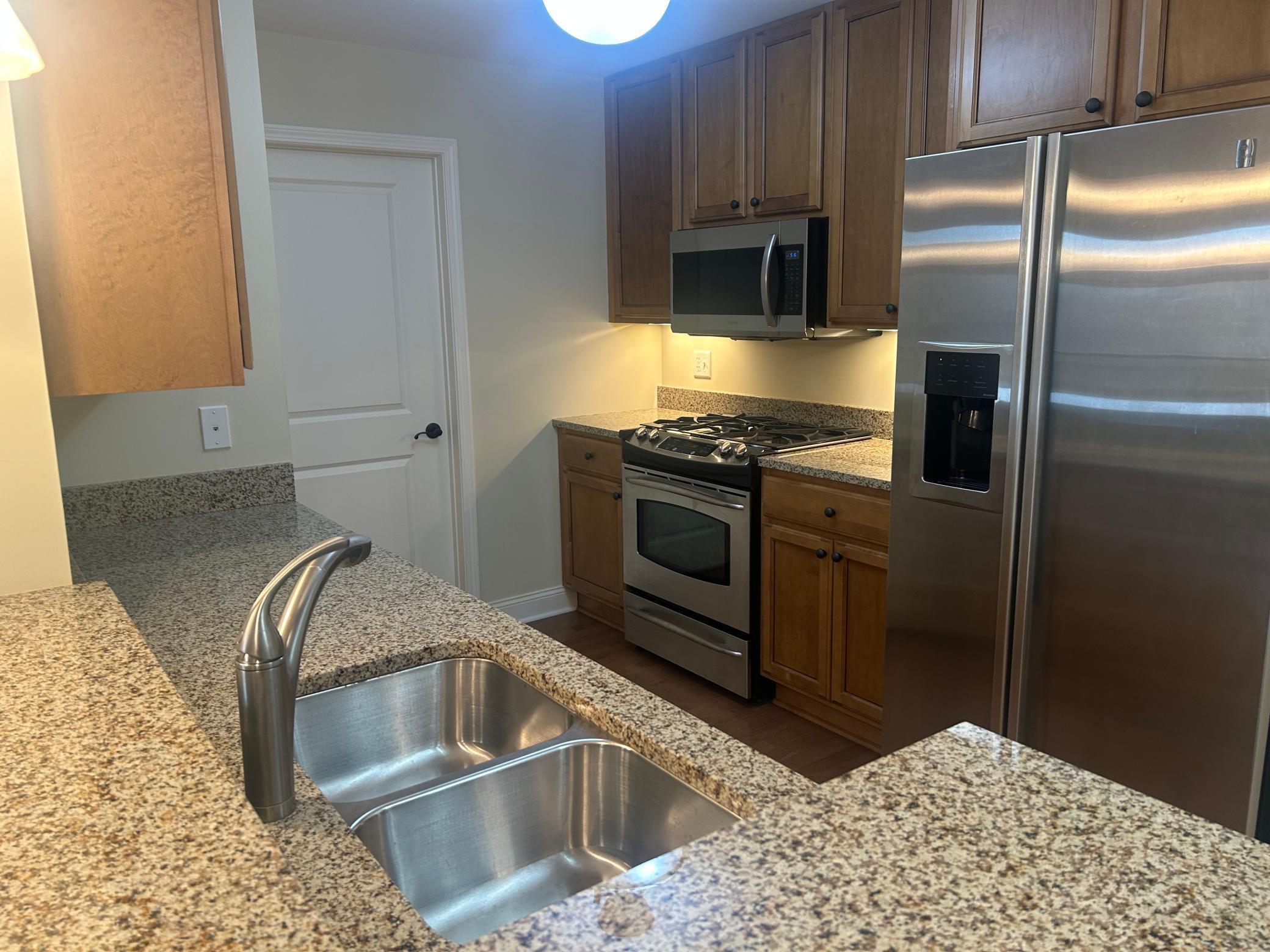 1320 Riverside Lane, Unit 200 Mendota Heights, MN 55118 - Photo 5 of 22