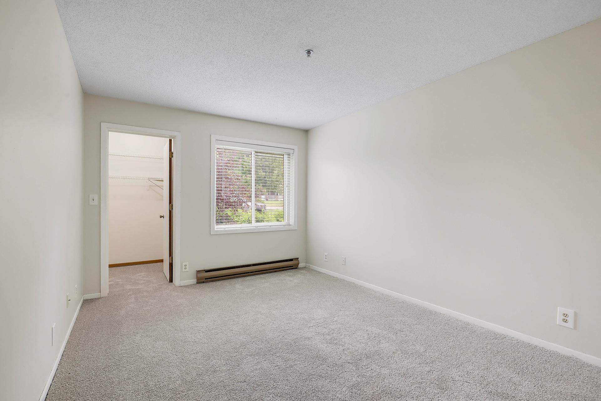 2150 Ridge Drive, Unit 14 St. Louis Park, MN 55416 - Photo 15 of 37