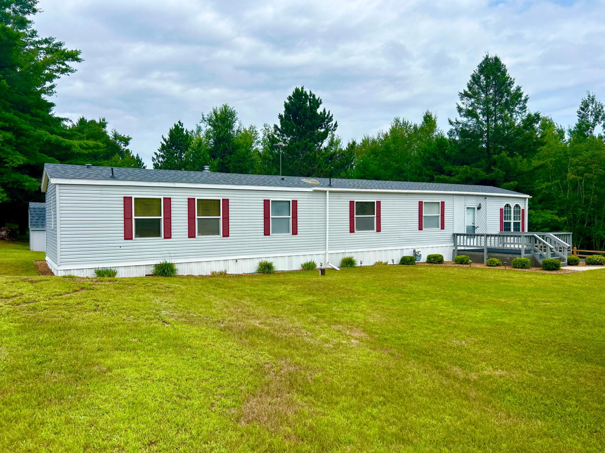 5722 Ridge Lane Laona, WI 54541 - Photo 4 of 17