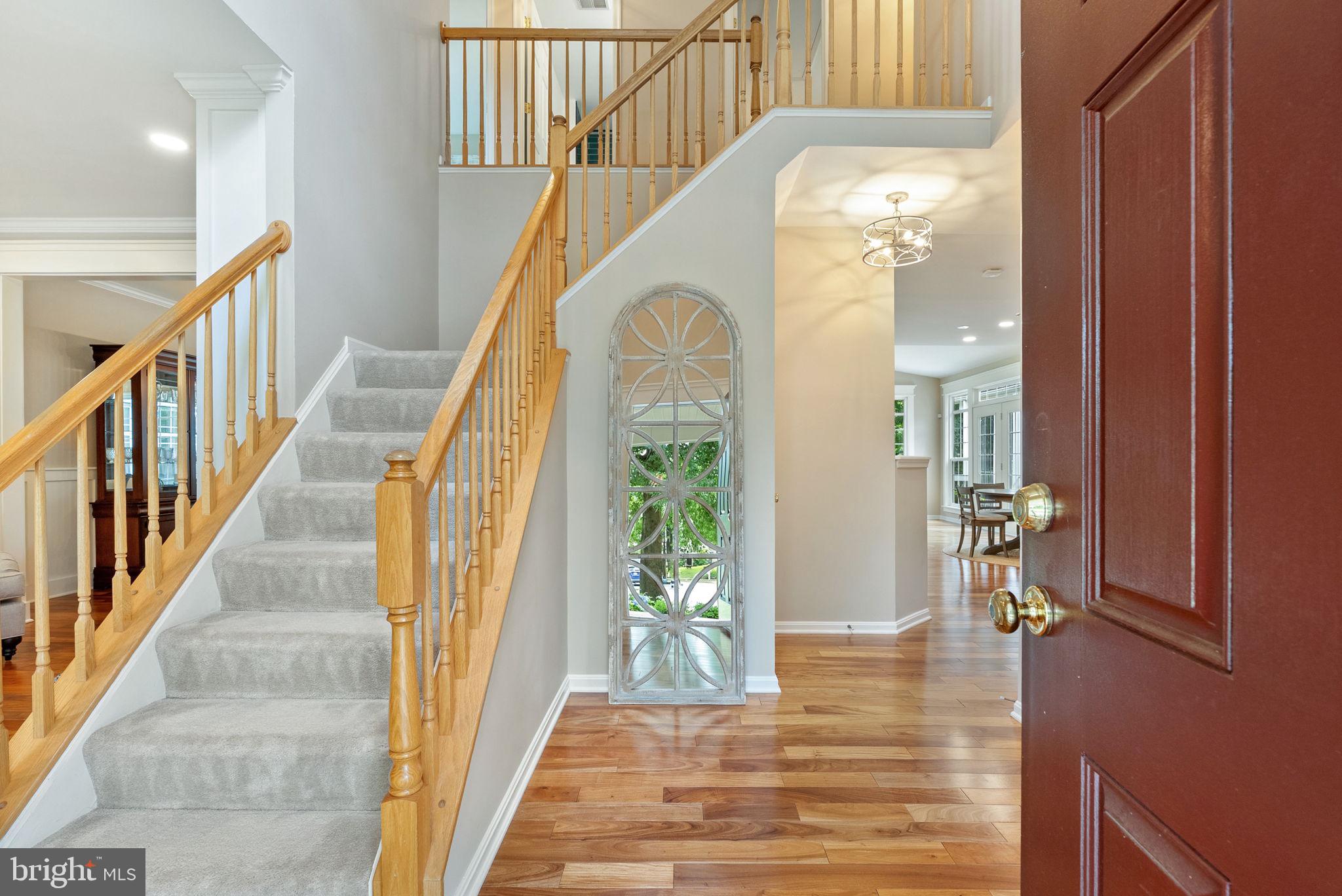 527 Rugby Court Purcellville, VA 20132 - Photo 10 of 75 Hw floors throughout the main level