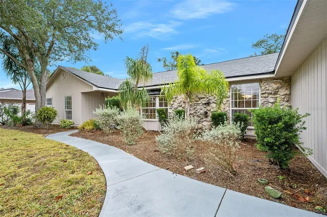 $550,000 | 19 Oakmont Circle, Ormond Beach, FL 32174