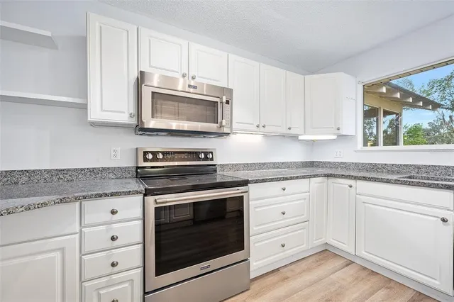 $550,000 | 19 Oakmont Circle, Ormond Beach, FL 32174