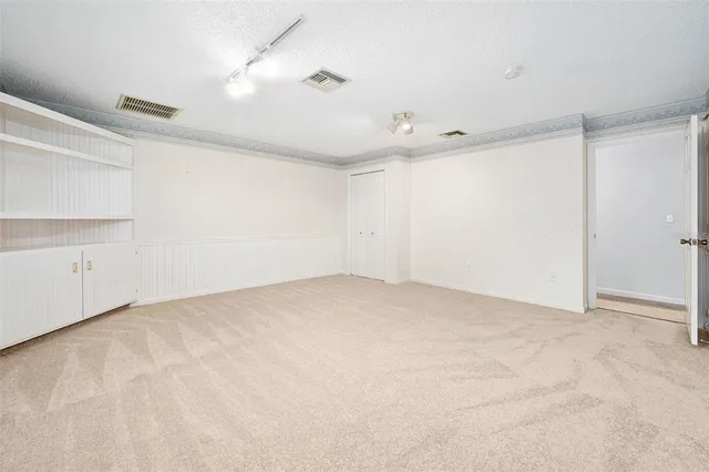 $550,000 | 19 Oakmont Circle, Ormond Beach, FL 32174