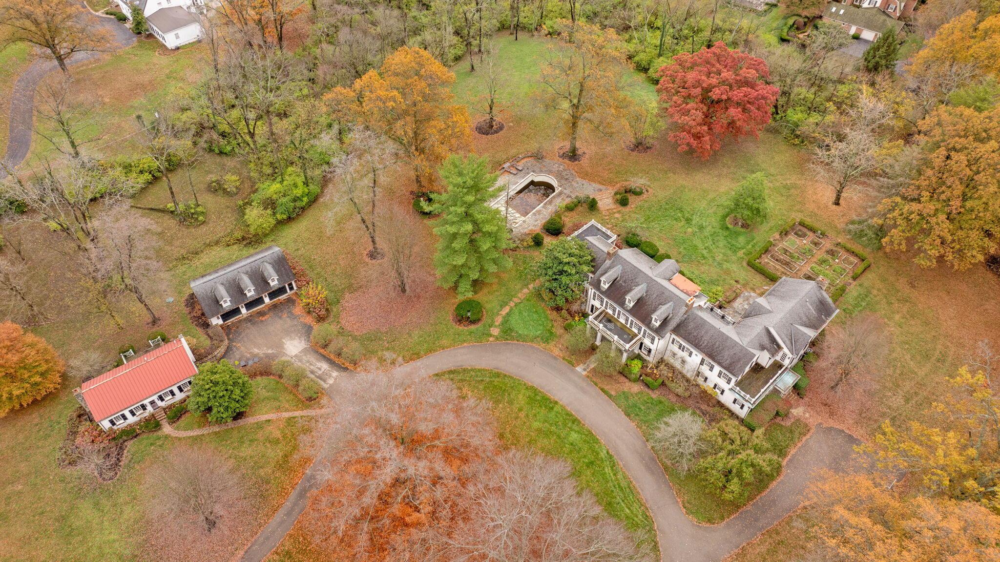 7805 Brill Road Cincinnati, OH 45243 - Photo 15 of 139 15-web-or-mls-7805BrillRoad_Hommati102 (