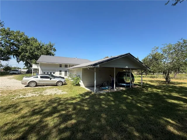 $185,000 | 919 North 10th Street, Humboldt, KS 66748